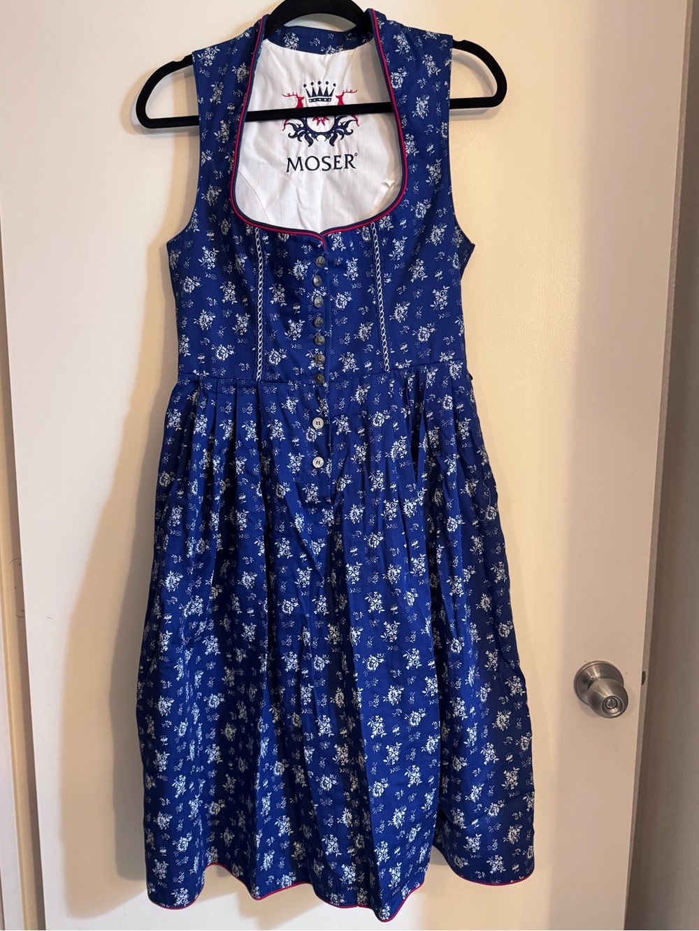 Moser Trachten Bavarian Blue Floral Print Cotton Drindl w Red Trim, Size 40